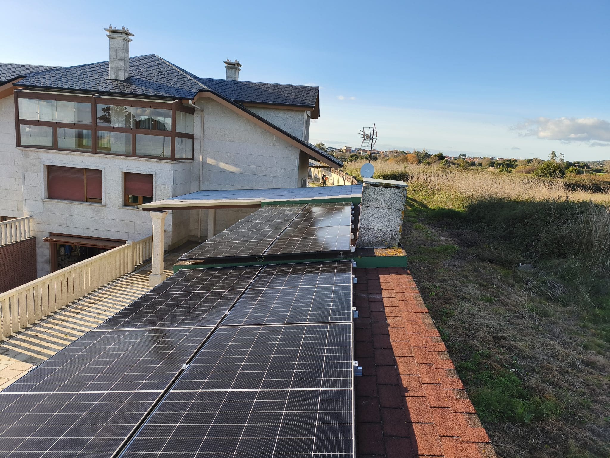 Instalación de paneles solares Isberoal