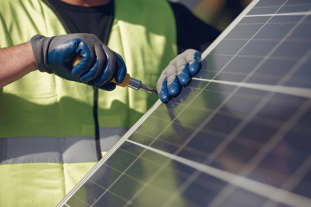Mantenimiento de paneles solares