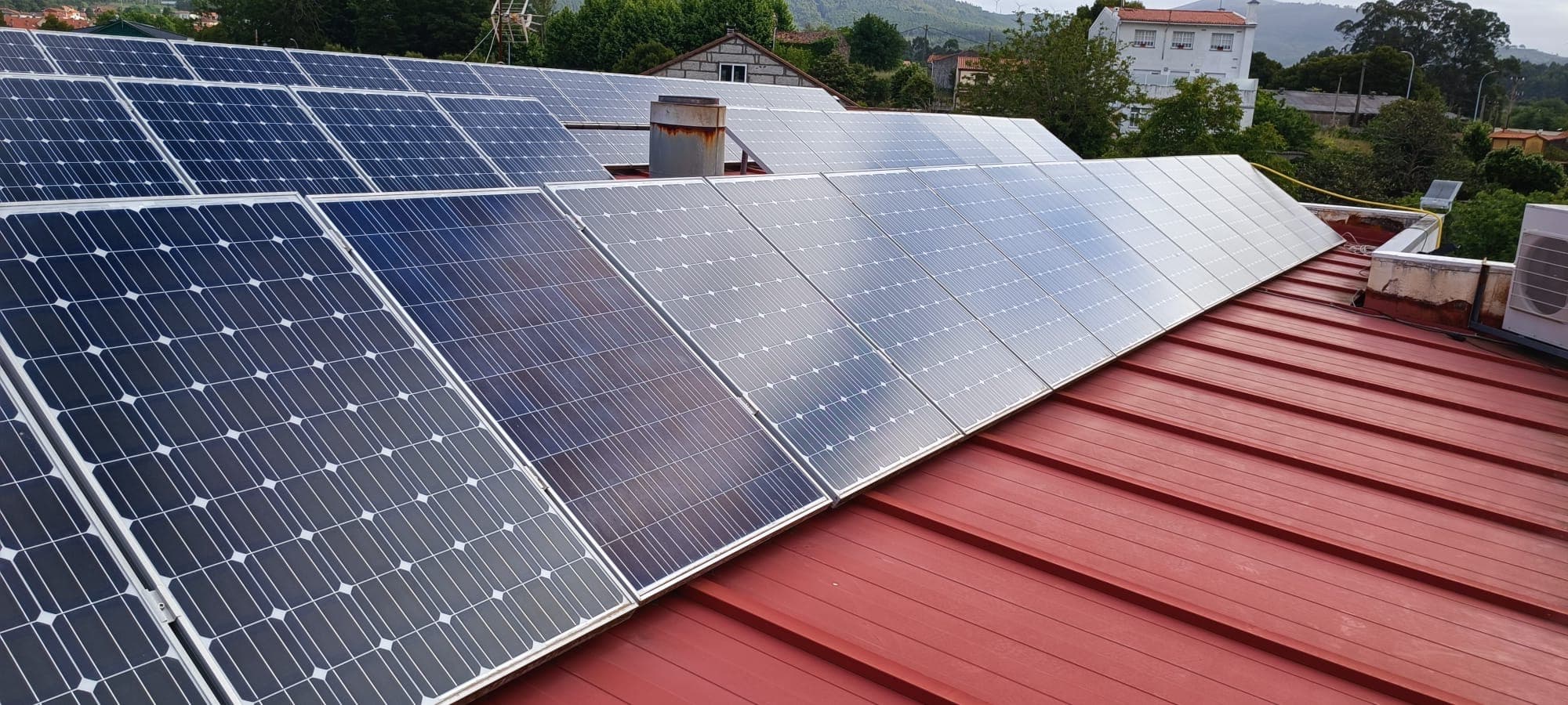 Mantenimiento de paneles solares Isberoal