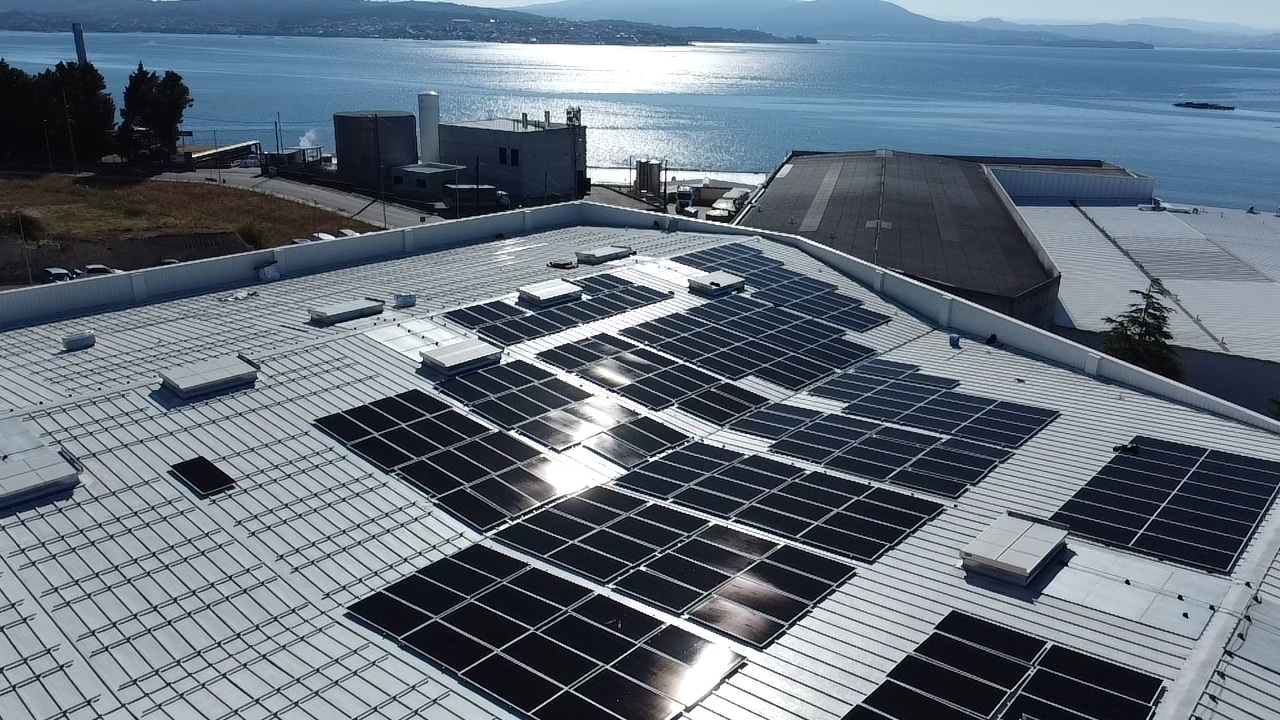 Instalación solar en explotación ganadera — Isberoal